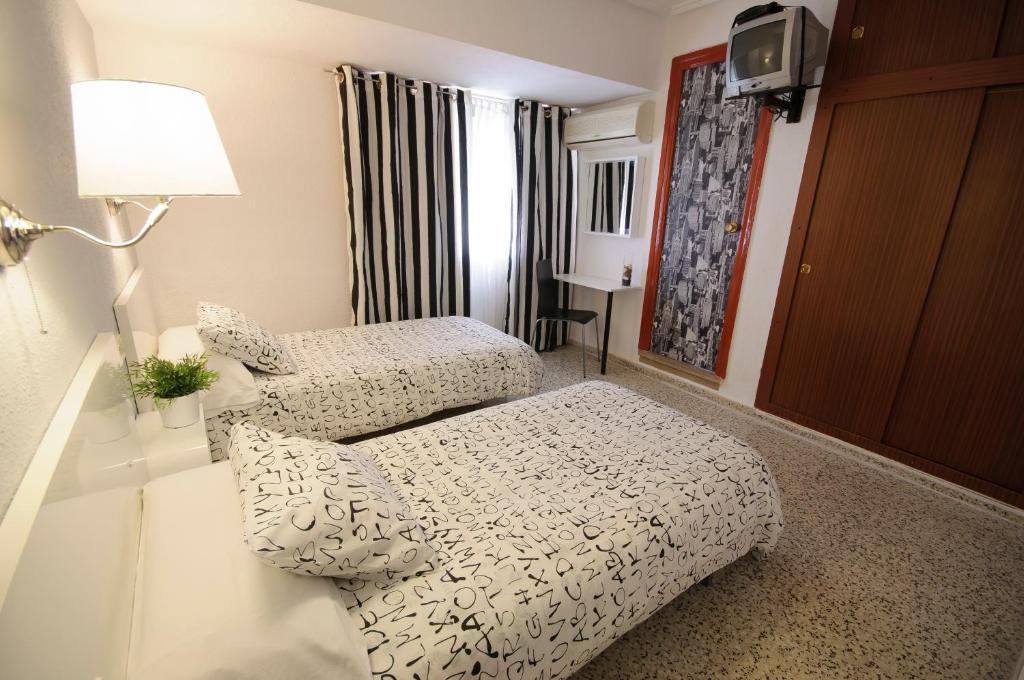 Hostal On Dormire Βαλένθια Δωμάτιο φωτογραφία