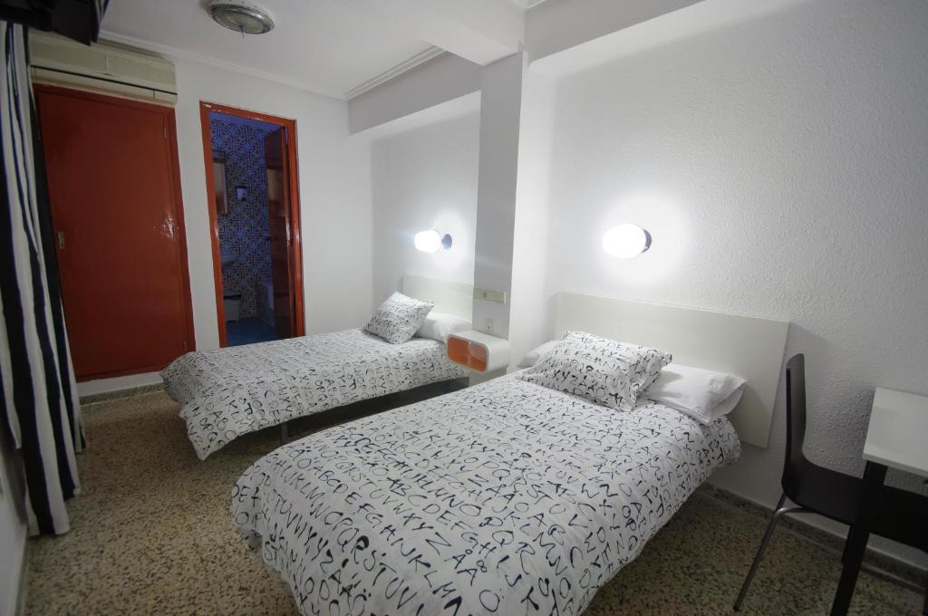 Hostal On Dormire Βαλένθια Δωμάτιο φωτογραφία